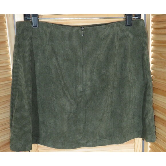 Halara Green Corduroy Back Zip Mini Skort Size Large - Picture 6 of 8